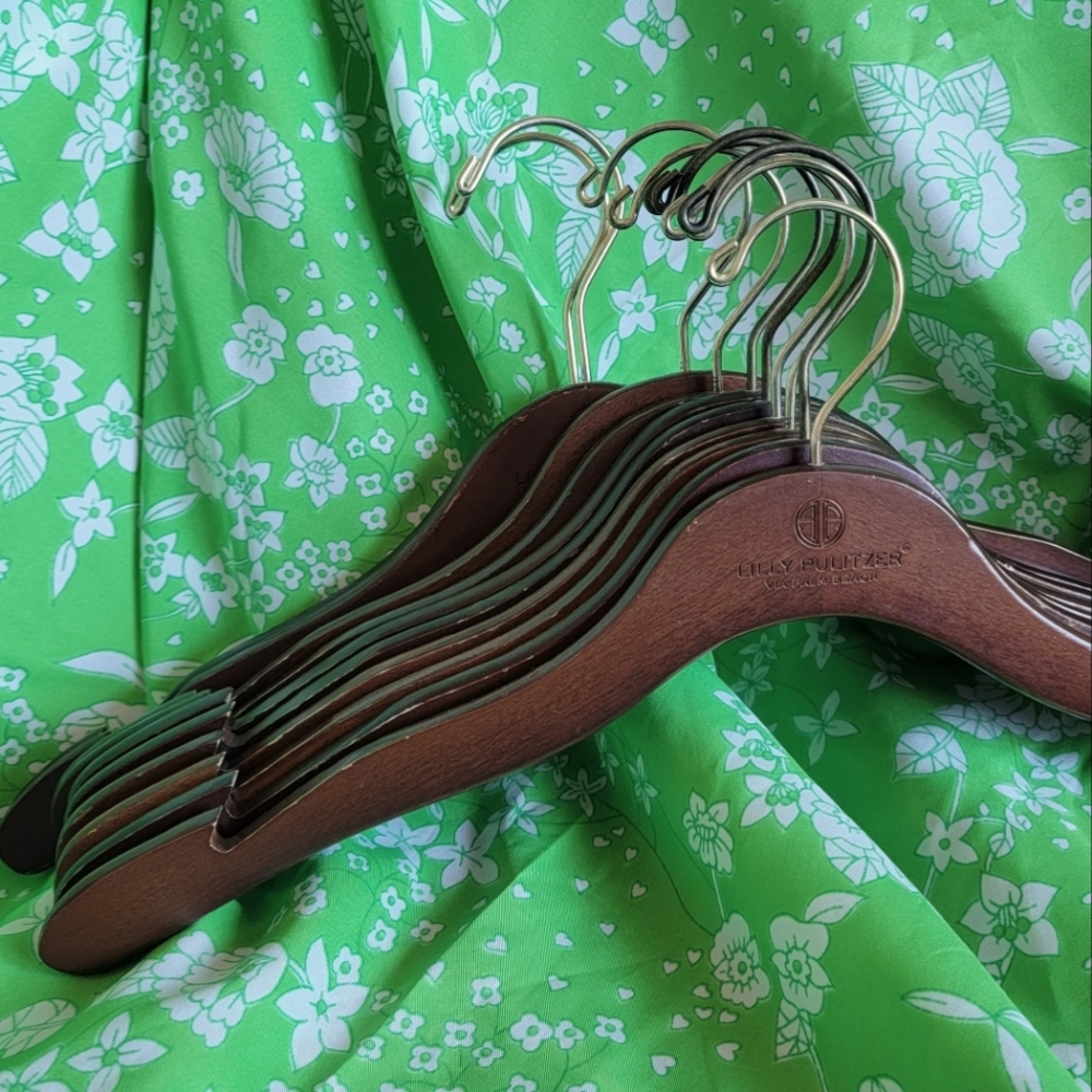 10 Lilly Pulitzer Wood Hangers